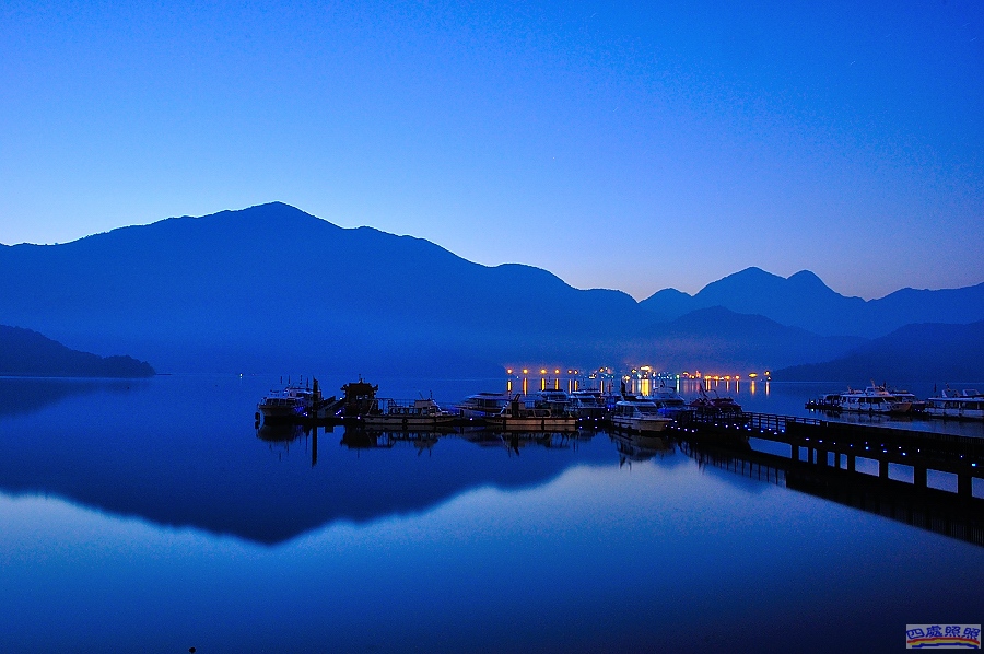 http://i.dcview.tw/gallery/201301/7a6ec8af8bf5550ea1ff52559761cb3a.jpg