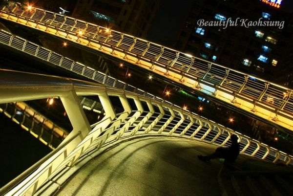 http://i.dcview.tw/gallery/201301/8e2dbbe4f13d7687d98a35386aad8ded.jpg