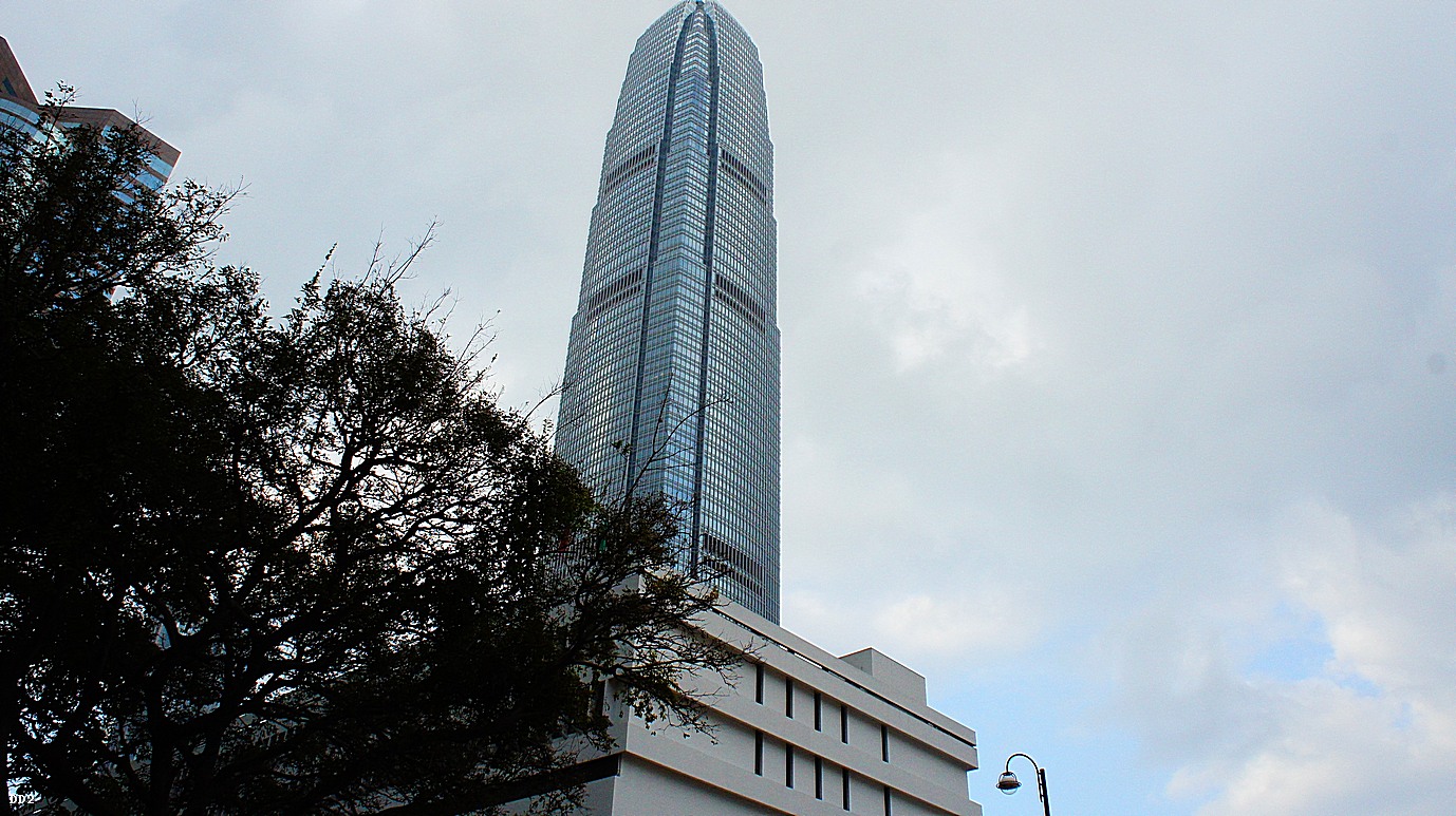 http://i.dcview.tw/gallery/201301/c9501cc86bc932aeb840db390ed28b5c.jpg