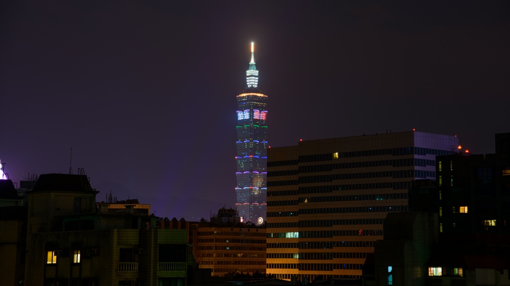 http://i.dcview.tw/gallery/201301/e160fc38f4812077dcbc9779a4fb74de.jpg