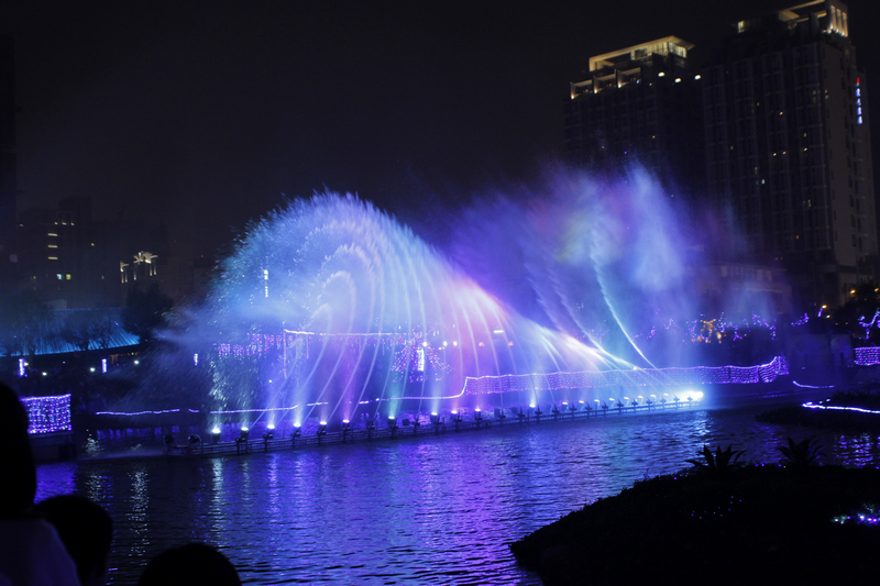 http://i.dcview.tw/gallery/201302/0eb804ff03e83e089e0dd035d93903eb.jpg