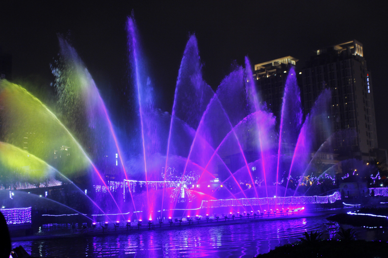 http://i.dcview.tw/gallery/201302/0f45dc20cb528c5c75caffa0b4ae21ac.jpg