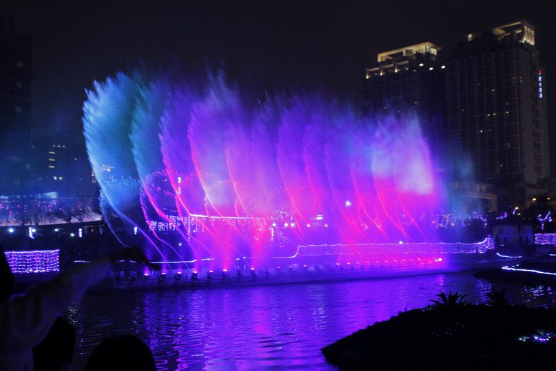 http://i.dcview.tw/gallery/201302/1831d71d2a8ff9bb0c4996dcb58b6d0a.jpg