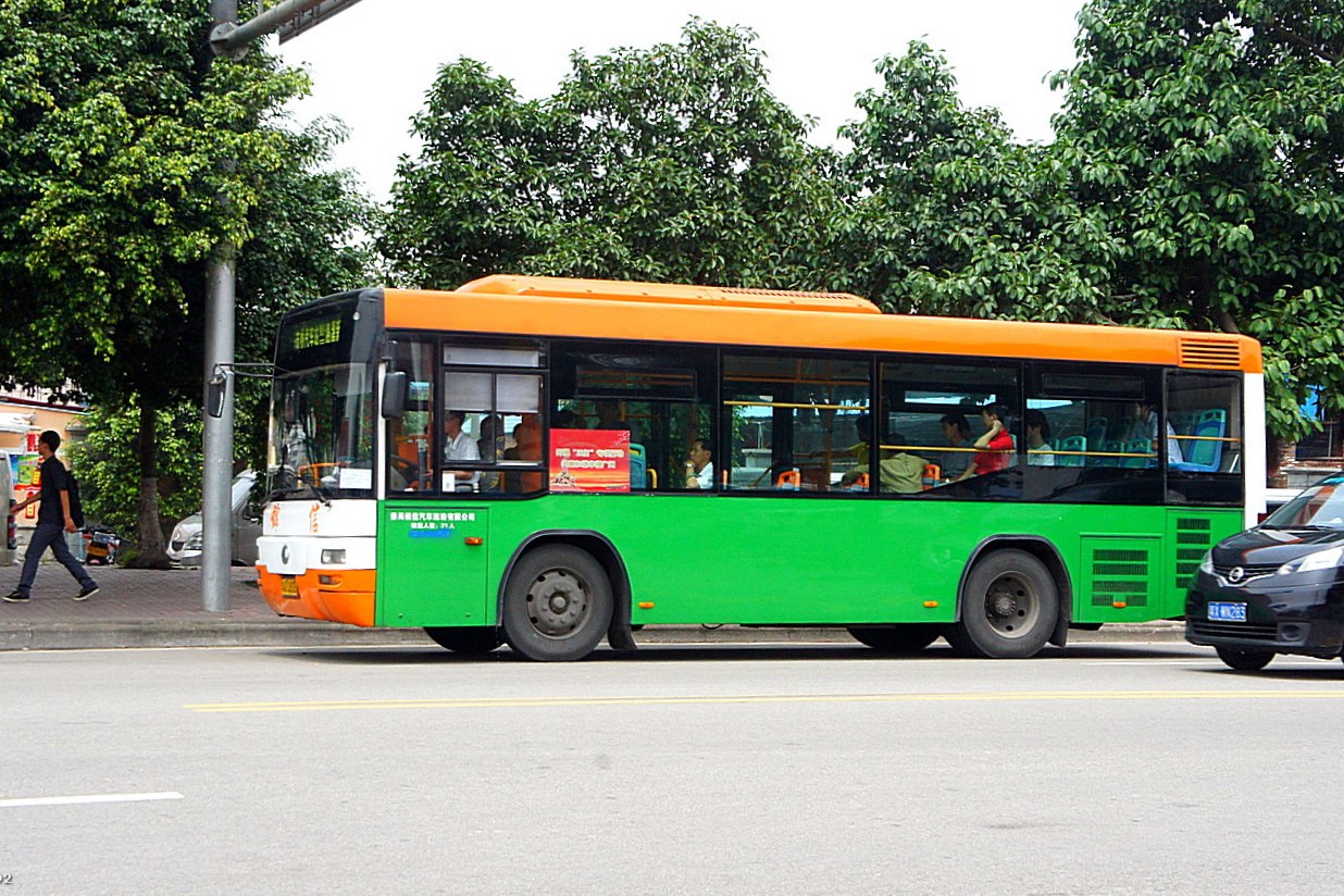 http://i.dcview.tw/gallery/201302/1b551dffb28fb702e8fbf8f6aa97ef46.jpg