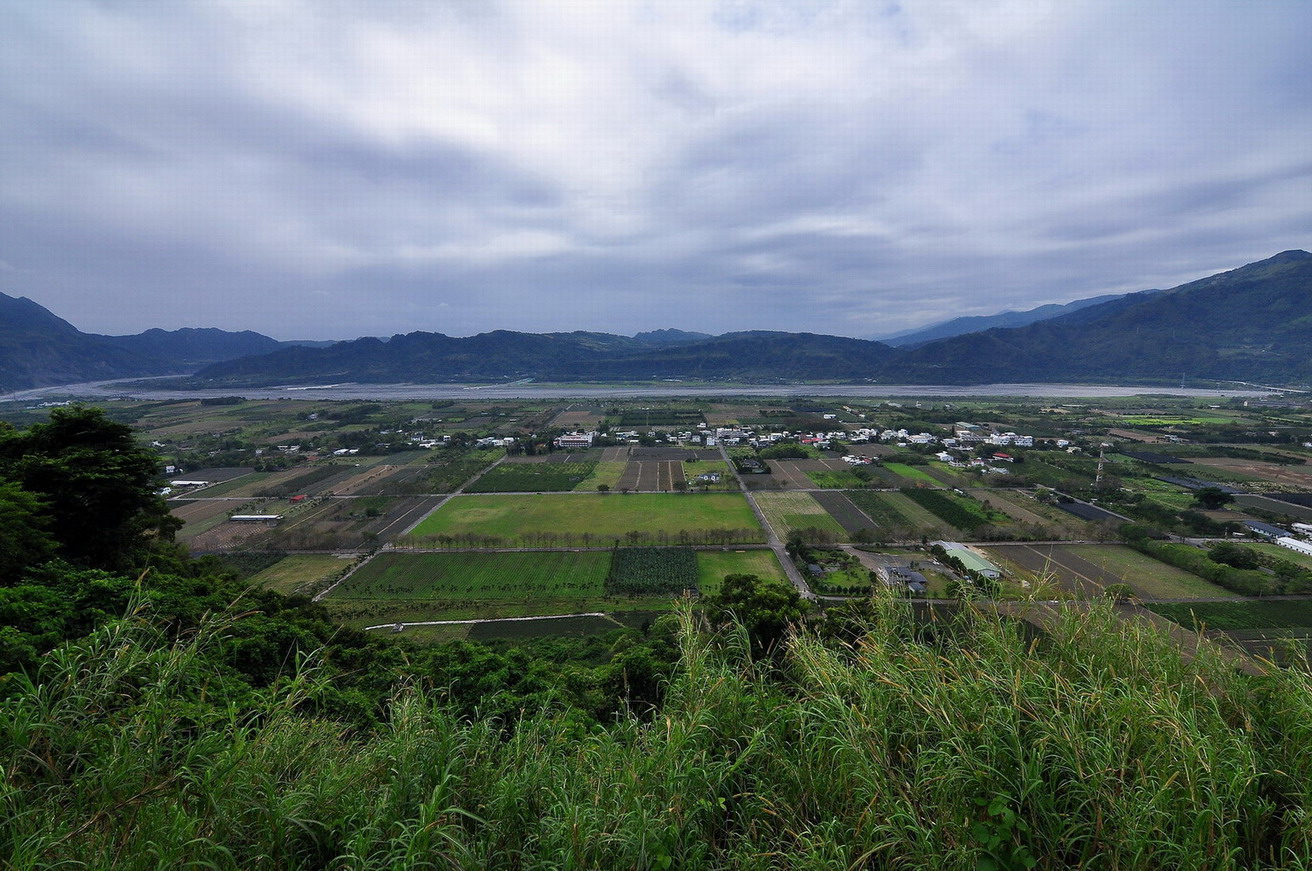 http://i.dcview.tw/gallery/201302/1e7c9920d387752de1bc1831b3f08a29.jpg