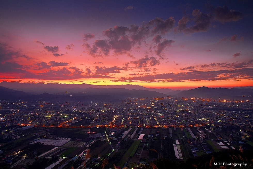 http://i.dcview.tw/gallery/201302/1ebc09546ad1db093207289051c0519f.jpg