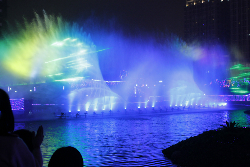 http://i.dcview.tw/gallery/201302/2c3710d7ccb03d50e3ff76caa39556bc.jpg