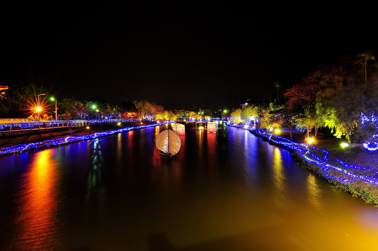 http://i.dcview.tw/gallery/201302/6646478c1c689429ae8c5398992839d1.jpg