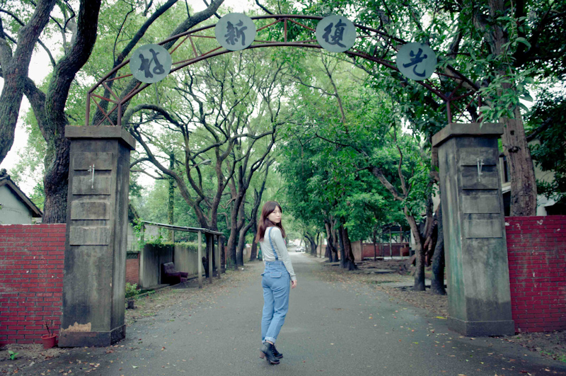 http://i.dcview.tw/gallery/201302/85baac8b76bf6cda360d6d75747fcc29.jpg