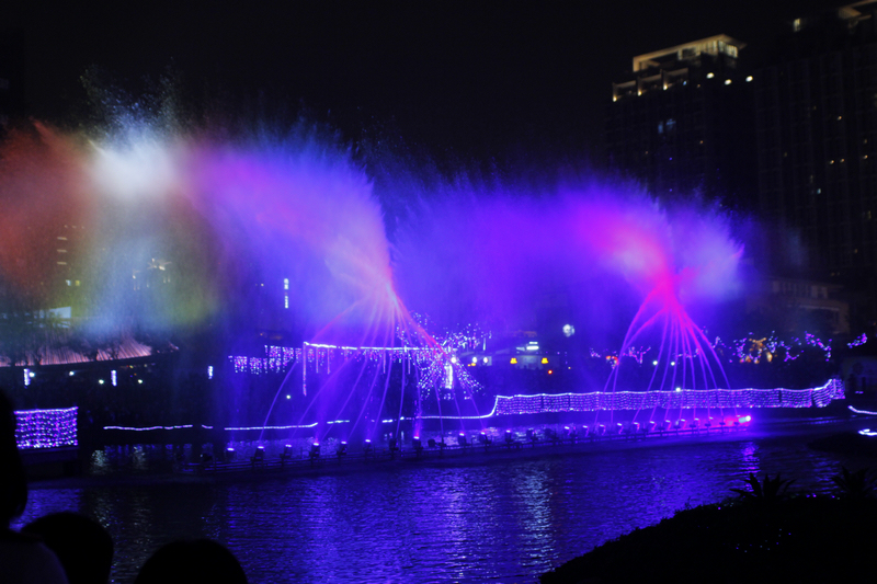 http://i.dcview.tw/gallery/201302/8df22b1fec9ee70495ba203040167072.jpg