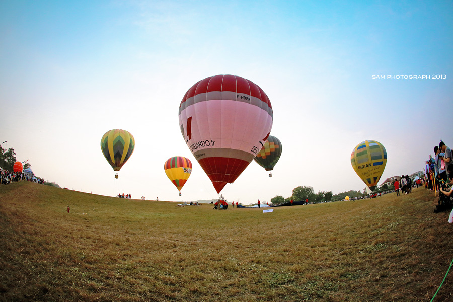 http://i.dcview.tw/gallery/201302/91792ae6c3ec9349b08852bcd6cf2f07.jpg