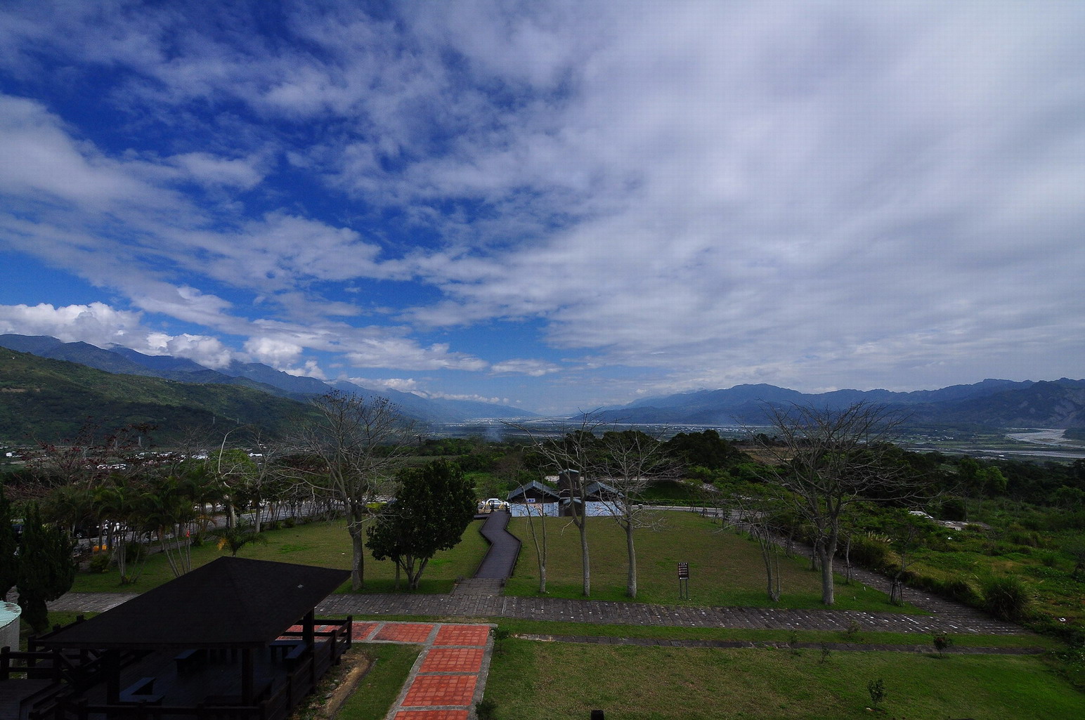 http://i.dcview.tw/gallery/201302/9e0e0a0450b658666defe8b59c882e68.jpg