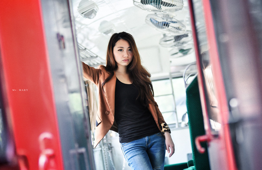 http://i.dcview.tw/gallery/201302/a348033cd2ff7c6d6caa1a0b7fa31de9.jpg