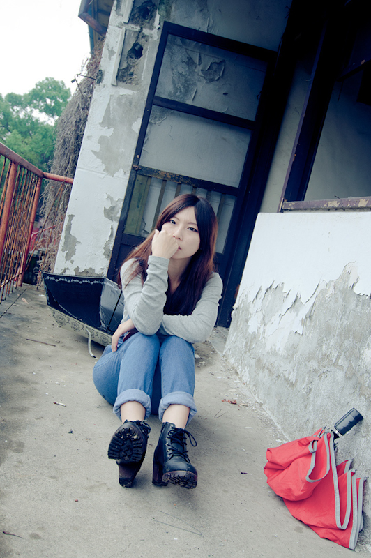 http://i.dcview.tw/gallery/201302/a7ad740e7a342fb8c76d39de45033ba6.jpg