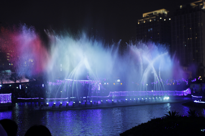 http://i.dcview.tw/gallery/201302/c4796ac2af09482cf4870ea762909cbf.jpg