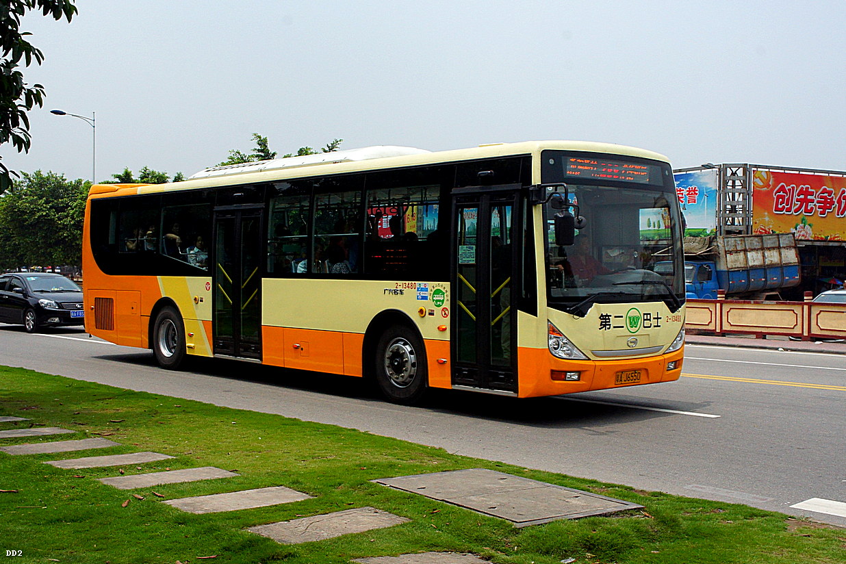 http://i.dcview.tw/gallery/201302/cbb67cfa2b268400f2c1d8362357ed7e.jpg