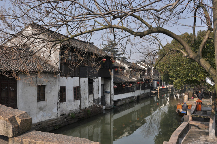 http://i.dcview.tw/gallery/201302/d65b450073b68d6a339e9e2305ecd712.jpg