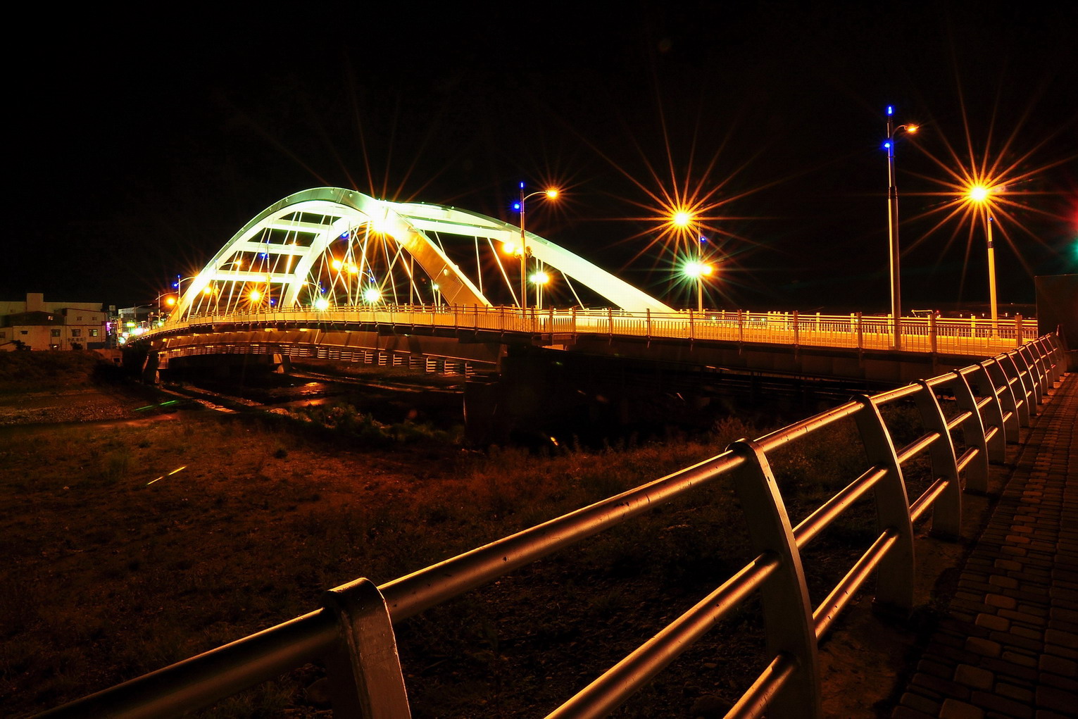 http://i.dcview.tw/gallery/201302/e3a0f0cf47ba75b6b706adea8a531061.jpg