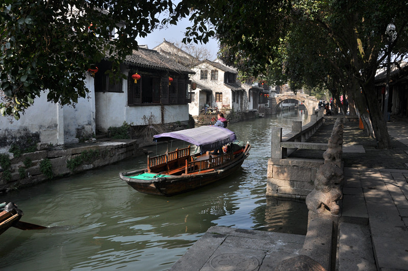 http://i.dcview.tw/gallery/201302/ee8d5ee234720d51f341eced15dd77e4.jpg