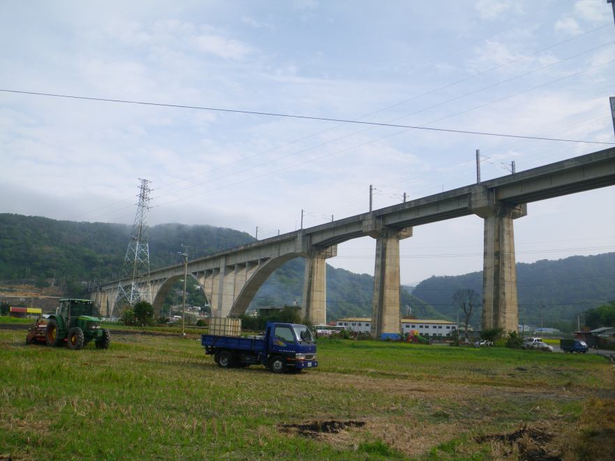 http://i.dcview.tw/gallery/201302/f6fa43a5839d87001b6126482e796765.jpg