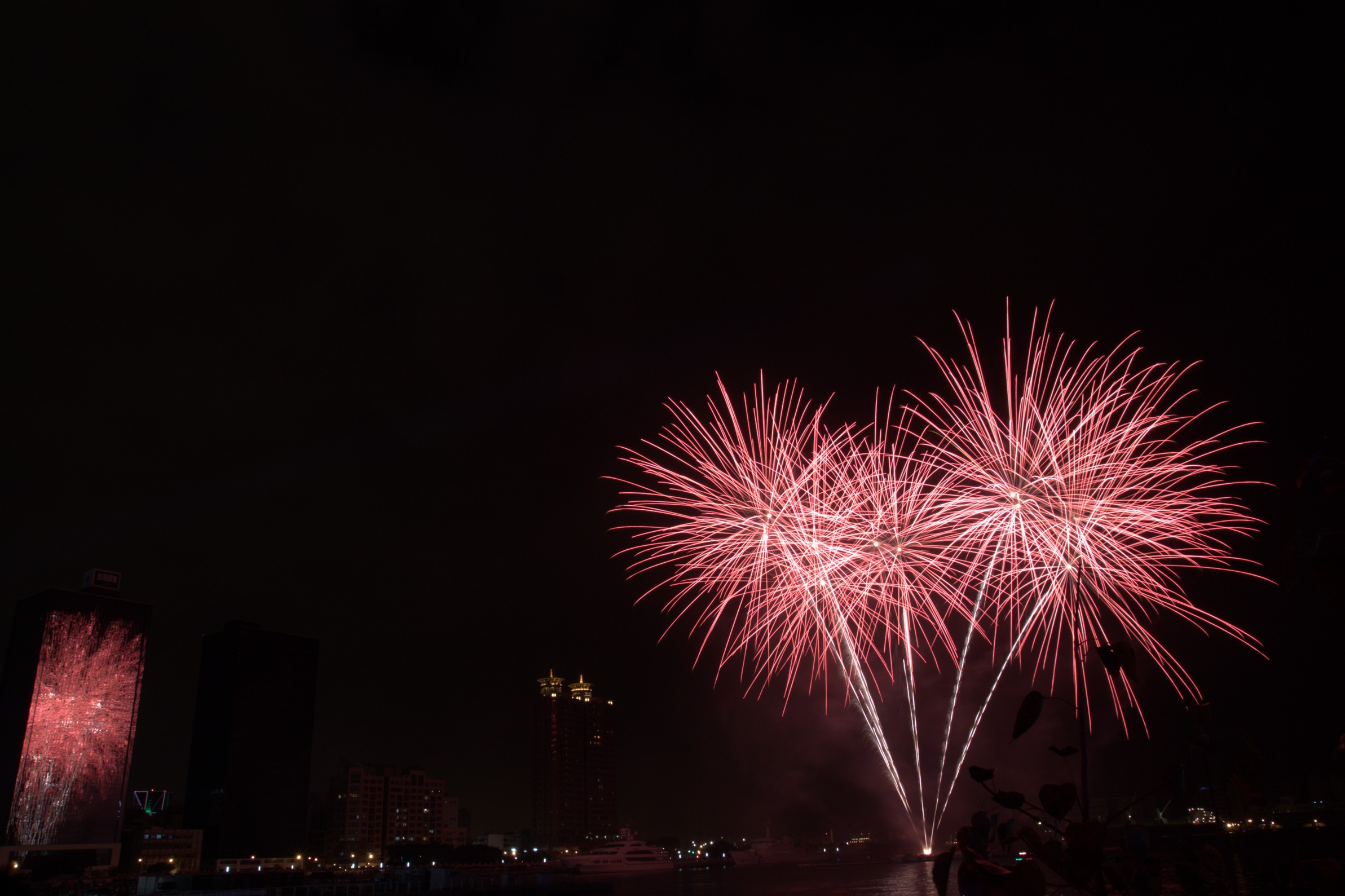 http://i.dcview.tw/gallery/201302/fbdbbe03270d19b86a57912aff8b6773.jpg