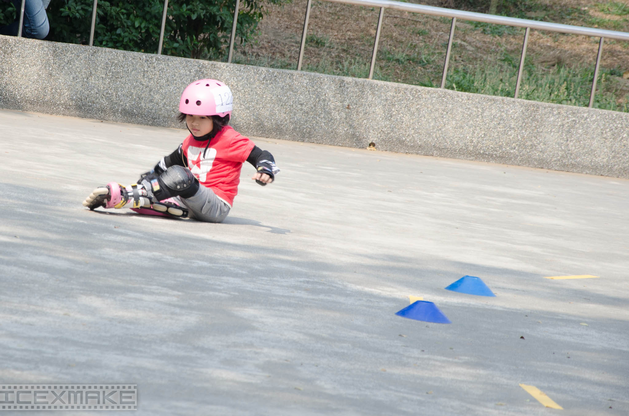 http://i.dcview.tw/gallery/201303/1fbae5d3d2973dcab28e750ceed6b2c1.jpg