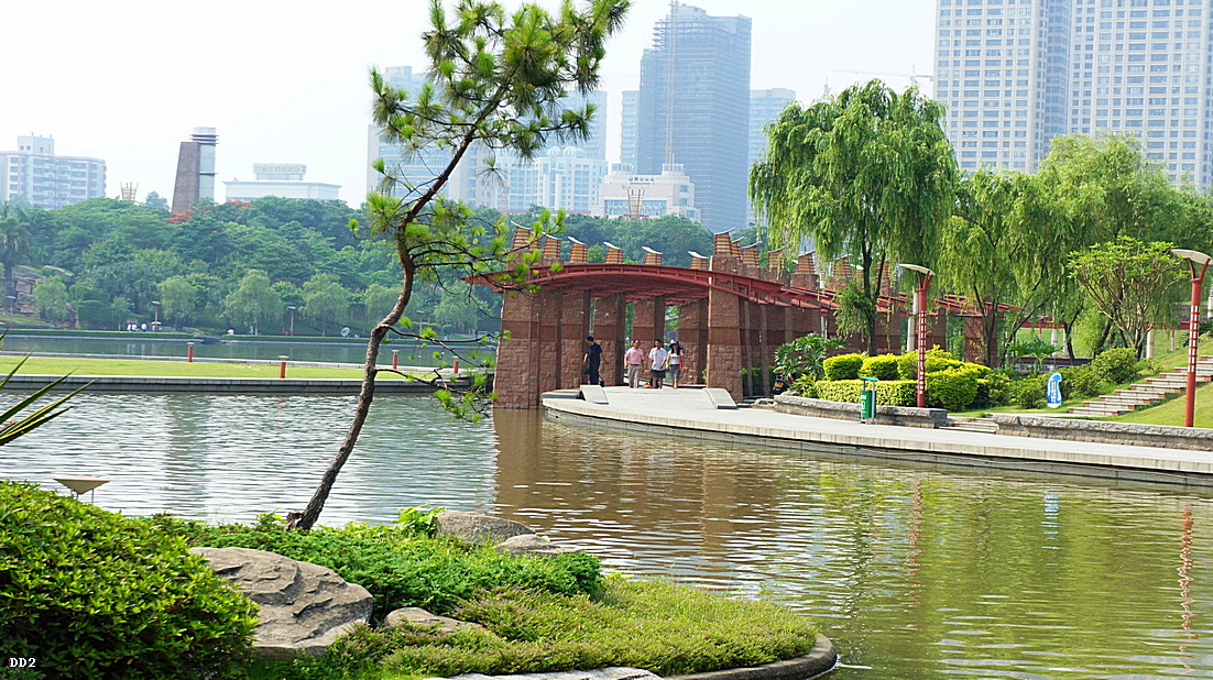 http://i.dcview.tw/gallery/201303/317f06514b9e5a94180bfd691efcfee8.jpg