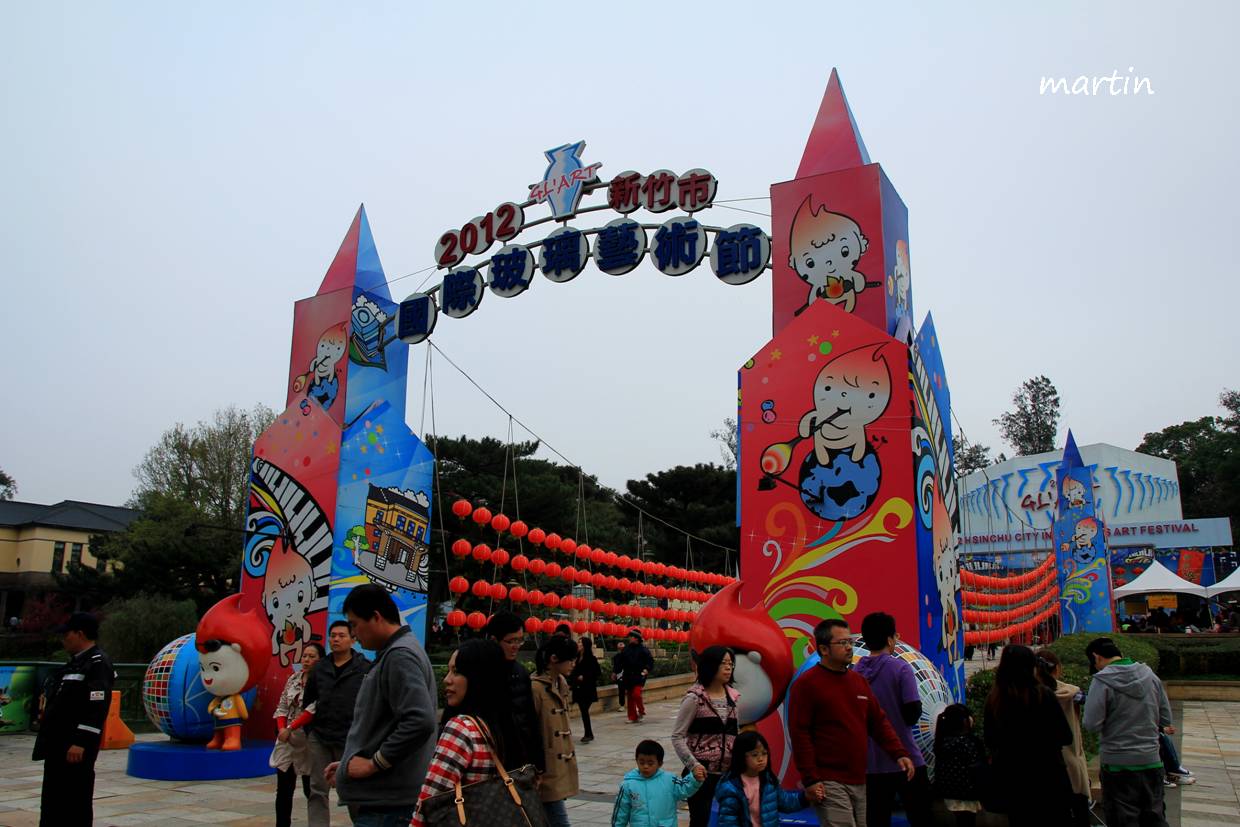 http://i.dcview.tw/gallery/201303/31df35835f5f964e30c0d3b92d59e2ed.jpg