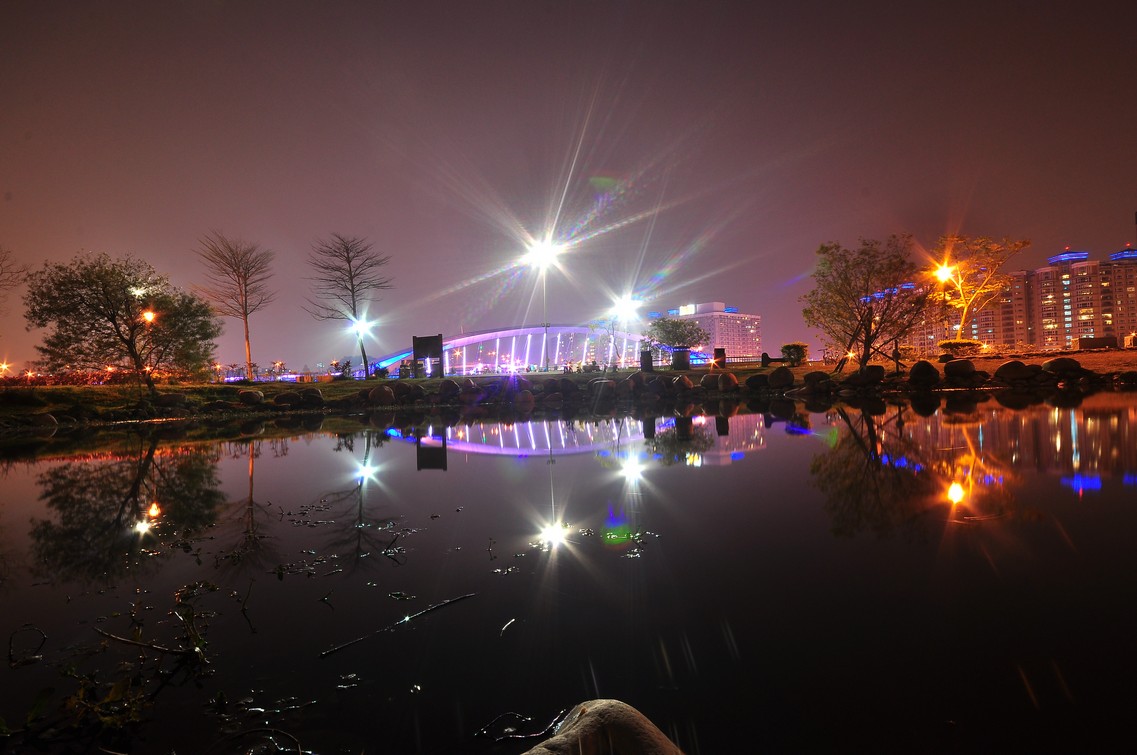 http://i.dcview.tw/gallery/201303/64211e893c653afbe458e6cd95b45d55.jpg