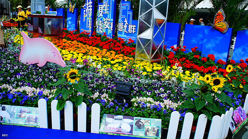 http://i.dcview.tw/gallery/201303/7169453109393ad75d003f971d8a7cf5.jpg