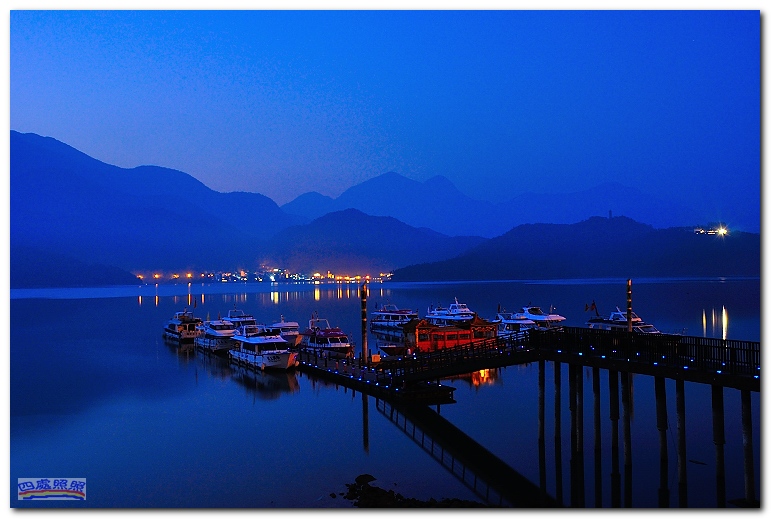 http://i.dcview.tw/gallery/201303/81d962f7474a6b451cf91f78525c3dc4.jpg
