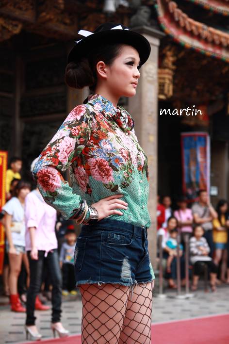 http://i.dcview.tw/gallery/201303/884c72786b14abc21db7527289bbe856.jpg