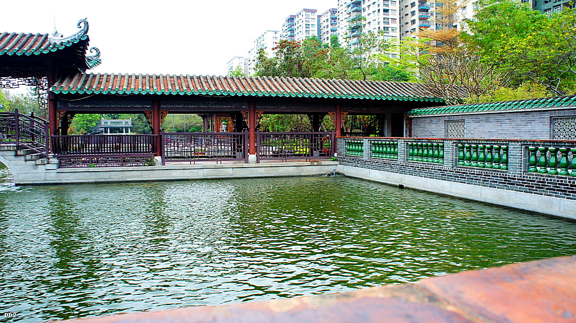 http://i.dcview.tw/gallery/201303/9735f7db25fa1ede9ca1152ff7dc37e0.jpg