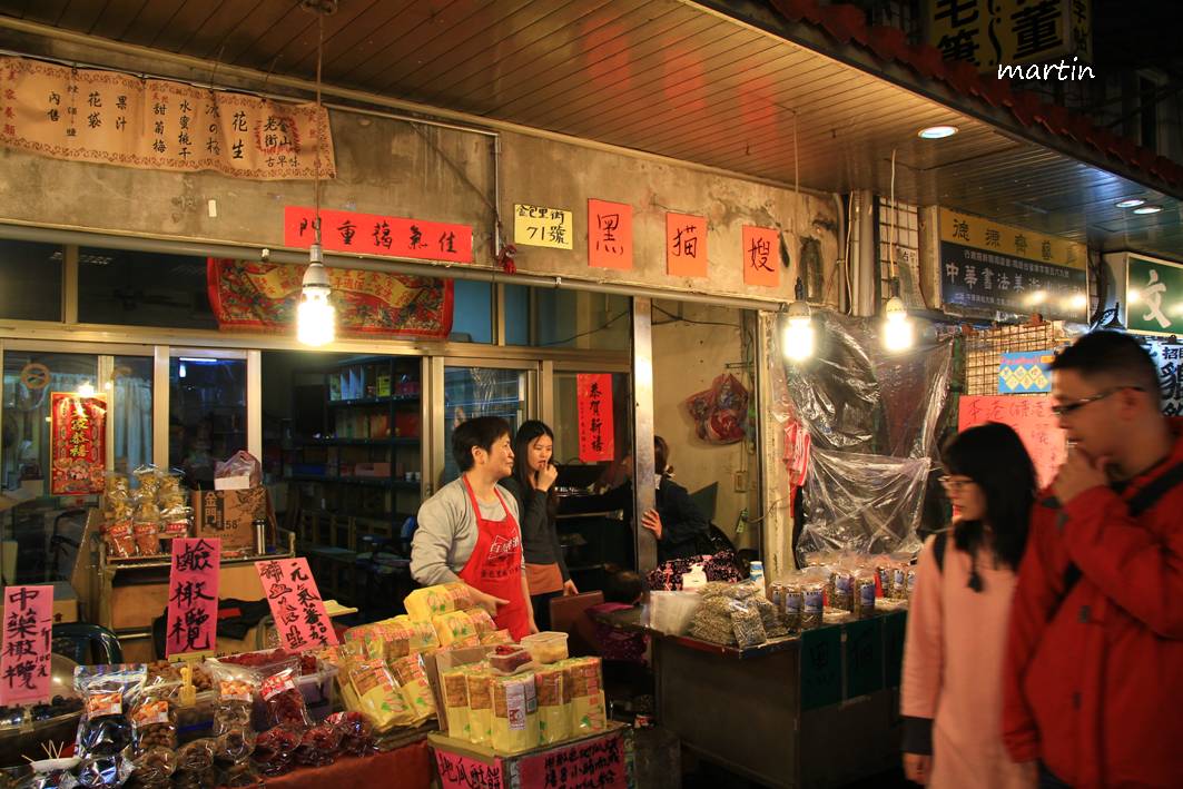 http://i.dcview.tw/gallery/201303/a2c8512e6aaa5f625615e0bb3f3add1f.jpg
