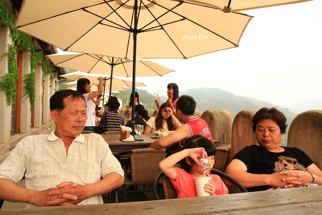 http://i.dcview.tw/gallery/201303/b50989fb022fd28e9bd9ca779240acaa.jpg