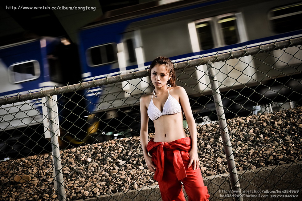 http://i.dcview.tw/gallery/201303/f4bf0cd405d723ffc45ec984cd18fcc0.jpg