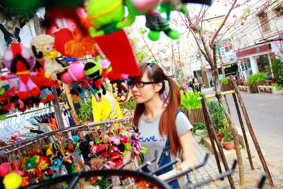 http://i.dcview.tw/gallery/201303/fb225bf3826b6552047ead87f60c4560.jpg