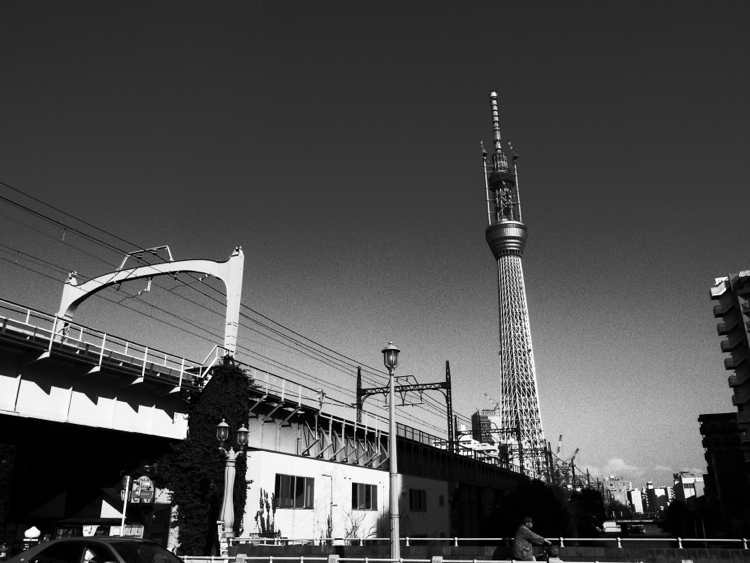 http://i.dcview.tw/gallery/201304/0be8bdae0ca415cc407fa7e8668832b1.jpg