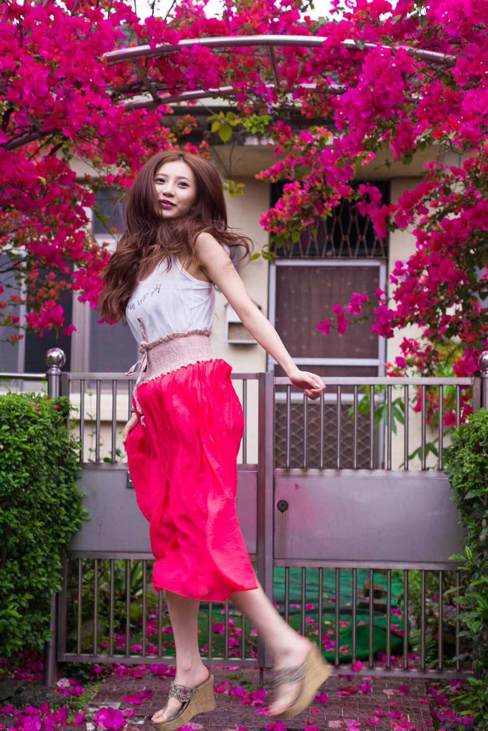 http://i.dcview.tw/gallery/201304/1878fe8159da598aa2eb6bf96e188e88.jpg