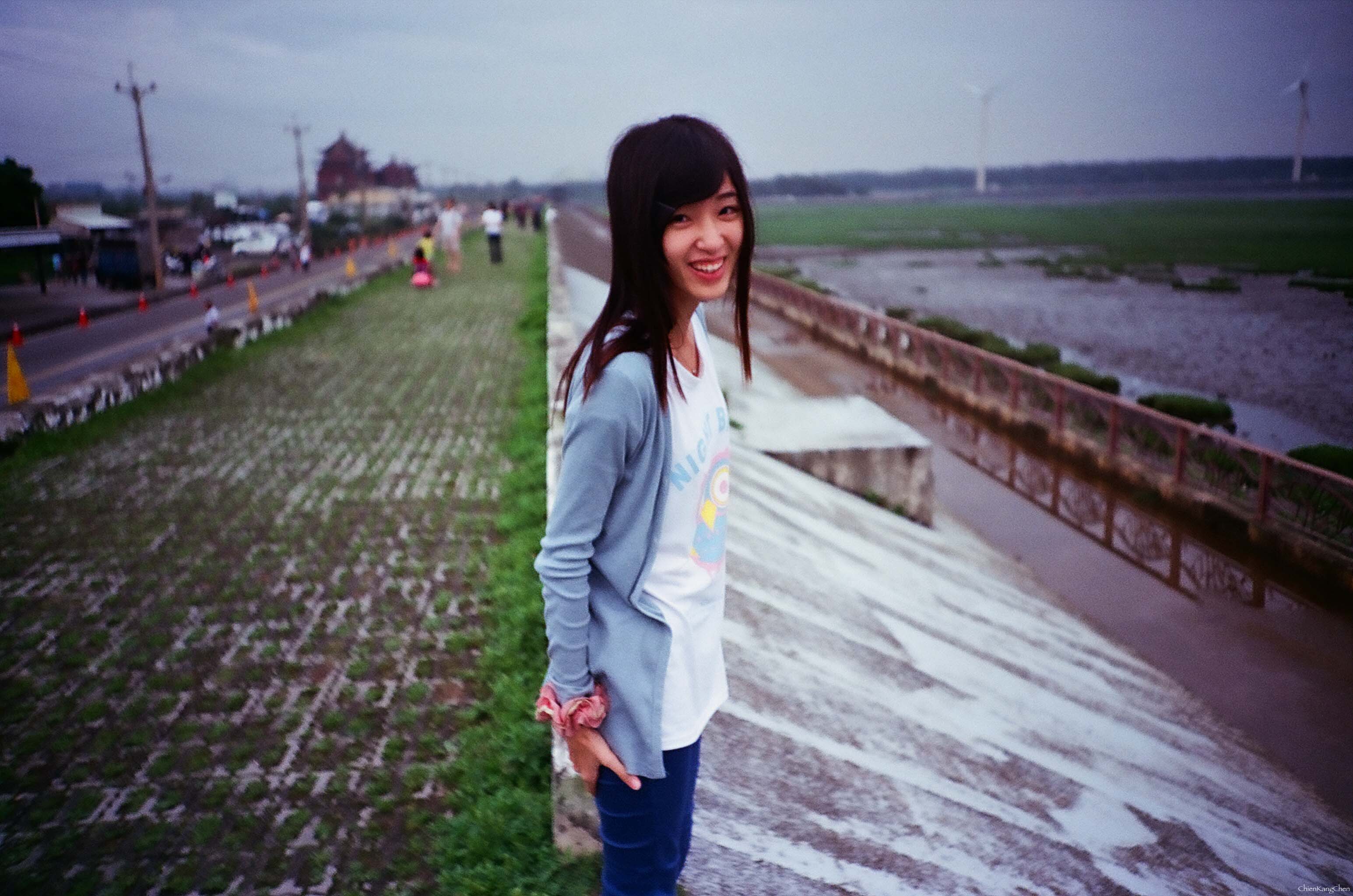http://i.dcview.tw/gallery/201304/21250c2f0002abbc90325e73fa6db4f0.jpg
