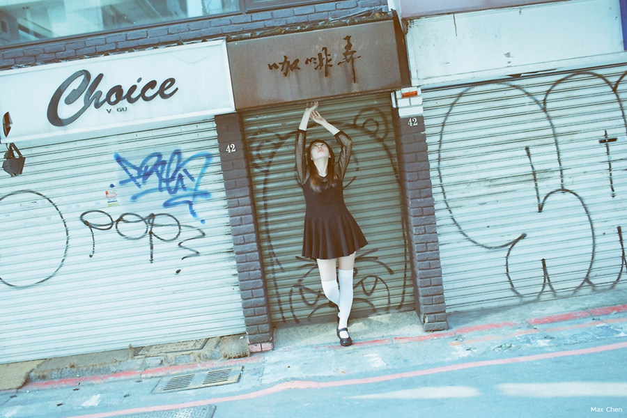 http://i.dcview.tw/gallery/201304/3a34f9df9e1efdce55252c2735264937.jpg