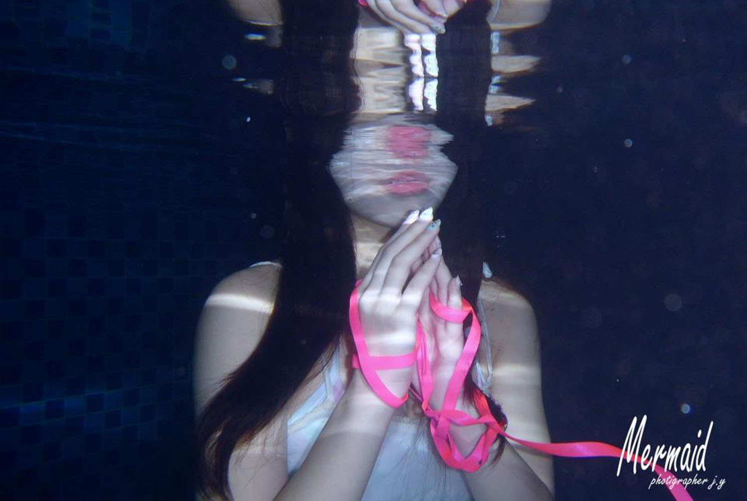 http://i.dcview.tw/gallery/201304/3c93ee0402edb7e8c715d52b4789868d.jpg