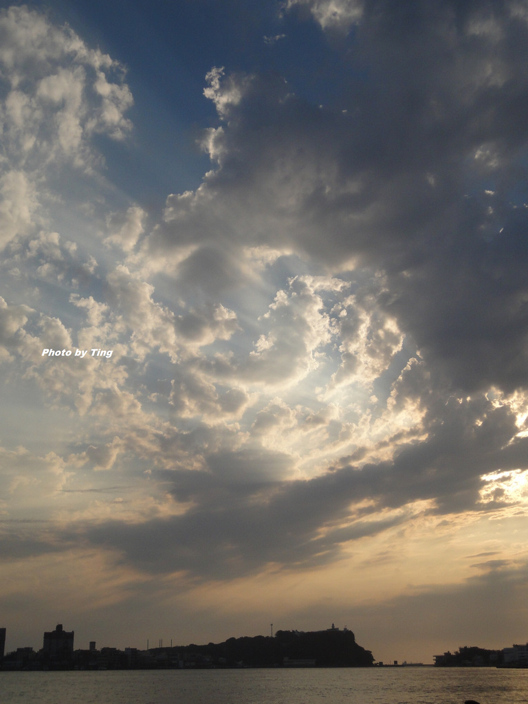 http://i.dcview.tw/gallery/201304/52ffd8fc80449a3b9a063bb29bf2ebc6.jpg