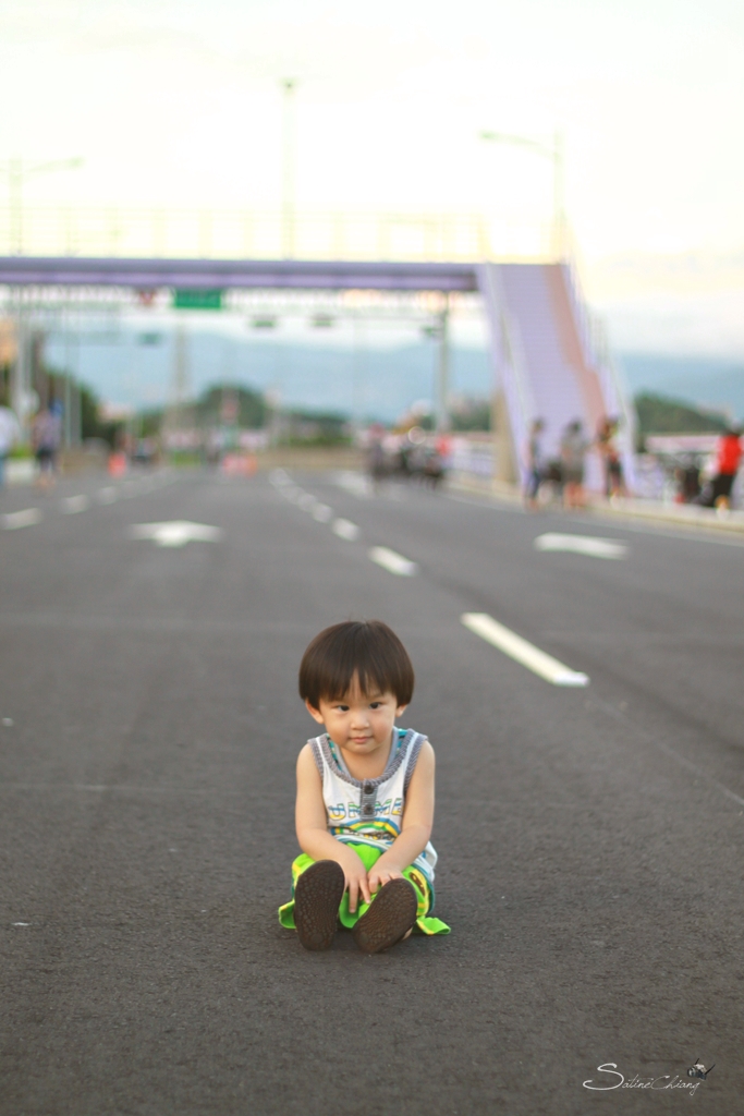 http://i.dcview.tw/gallery/201304/9bdc9f5fd6355c9fd9fc810b7ff0ee81.jpg