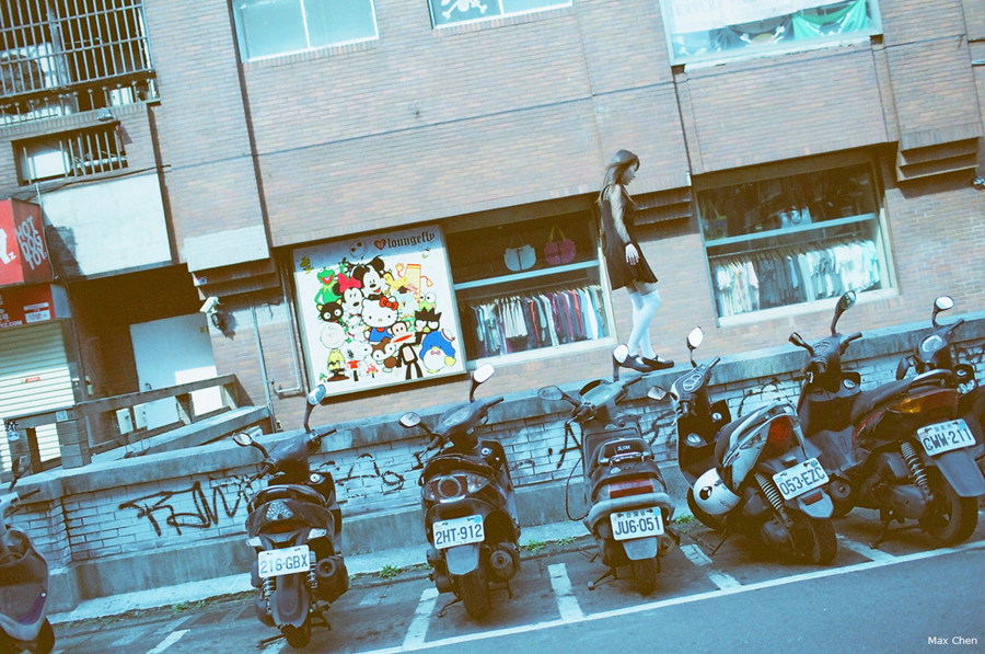 http://i.dcview.tw/gallery/201304/b350df498a5bdf28316171a92f09761e.jpg