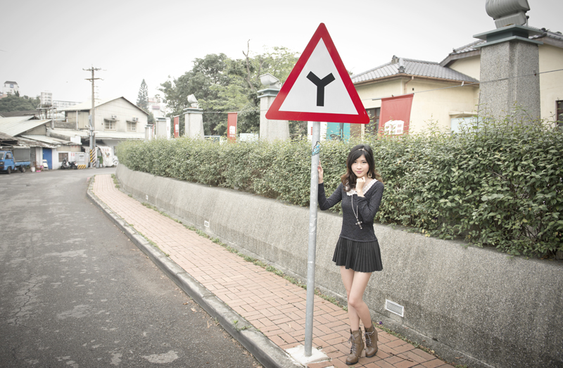http://i.dcview.tw/gallery/201304/bcbeb6f21c6eb764f660910f416bc665.jpg