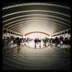 [iPhone 攝影師的故事] 車站，與來往的人們