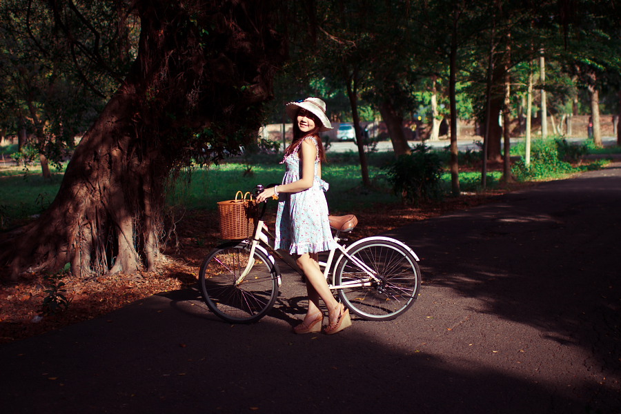 http://i.dcview.tw/gallery/201305/047bd0b4f3797759d2d483a5d9ed3683.jpg