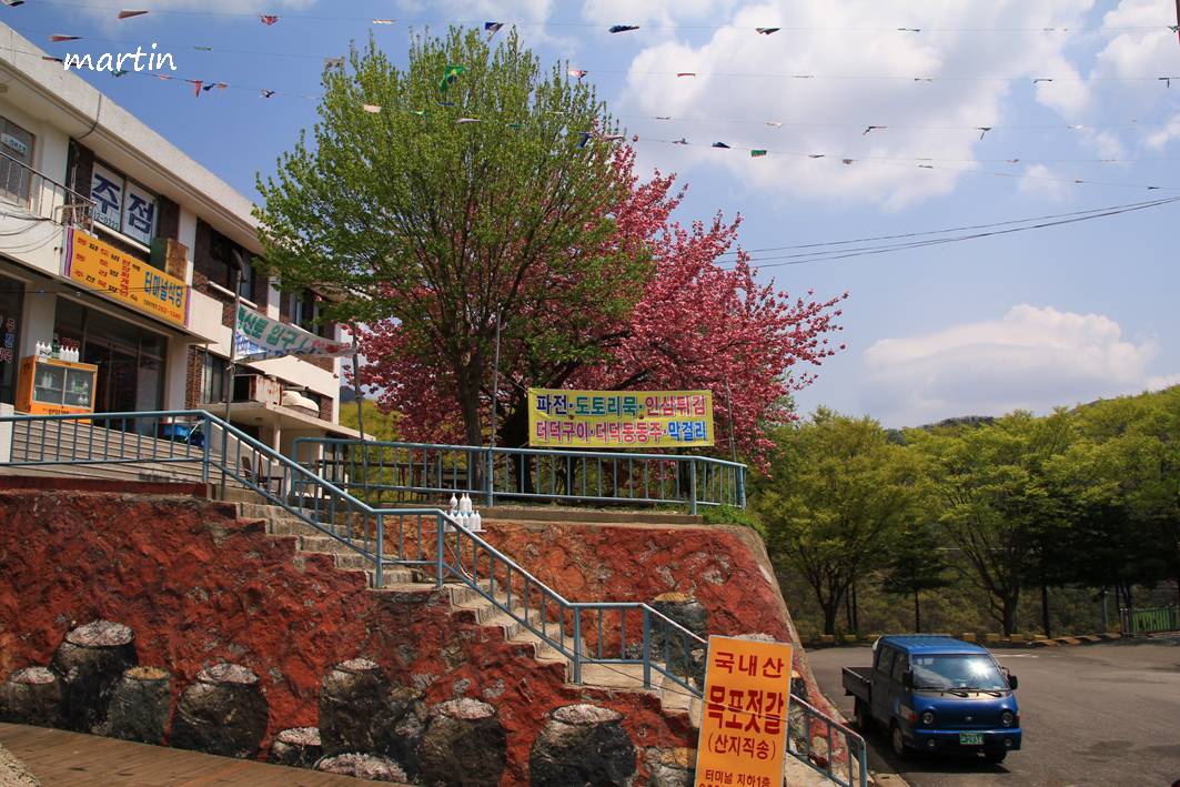 http://i.dcview.tw/gallery/201305/07d56e14a5f3f0b258d93f213ed66f4b.jpg