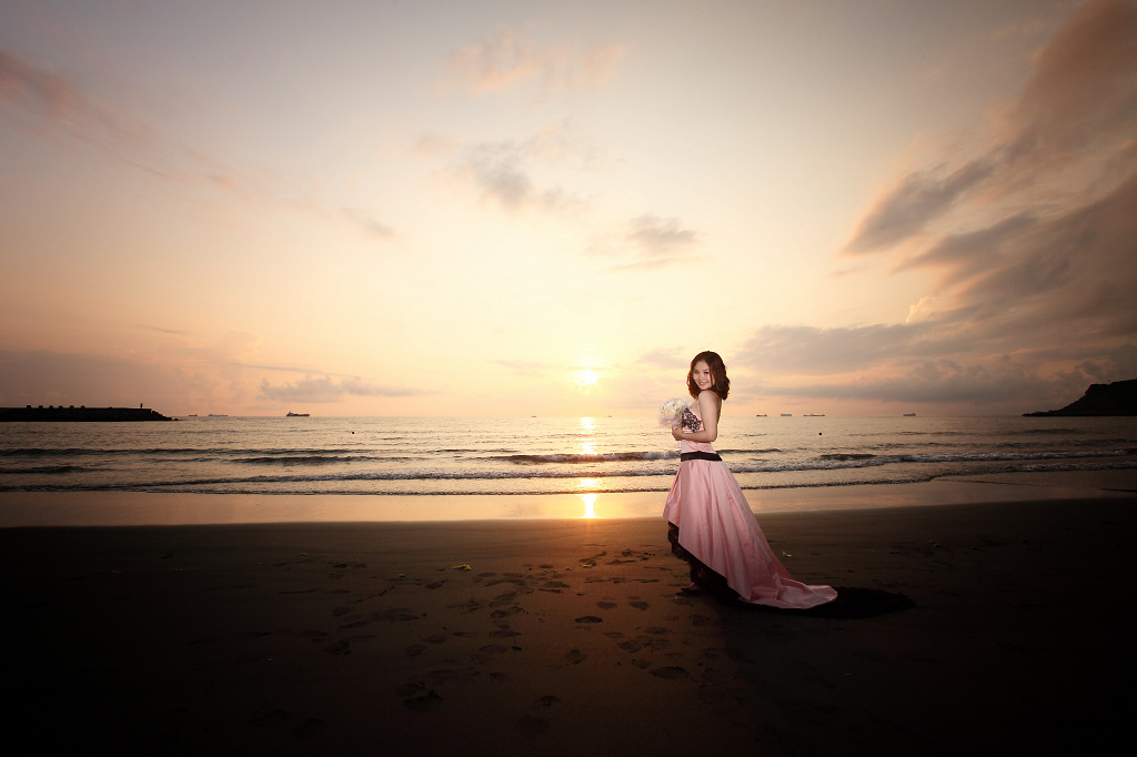 http://i.dcview.tw/gallery/201305/2690fa0ff91d127ce51ac8aa15e9867a.jpg